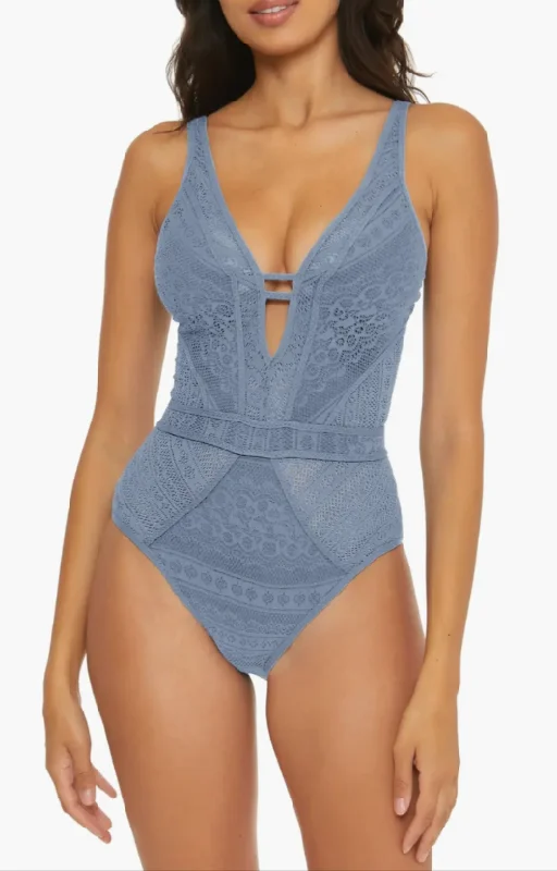Color Play One-Piece Swimsuit Strap Bikini Set