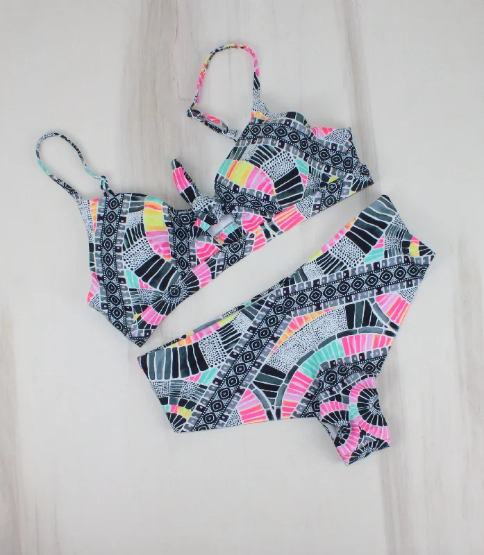 ARDENES SWIMSUIT 2 PC LADIES LARGE EUC Lace-Detail Bikini Set