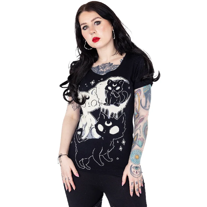 MIDNIGHT KITTY T SHIRT - BLACK-- Boxy Fit Fitted Loose