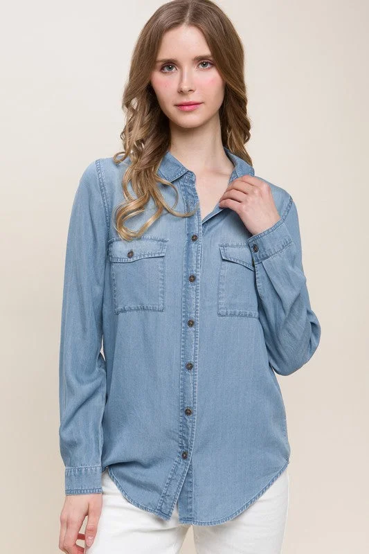 Dish It Up Scoop Neck Blue Button Down Shirt (Size Small)-- Ribbed T-Shirt High Neck Heavyweight