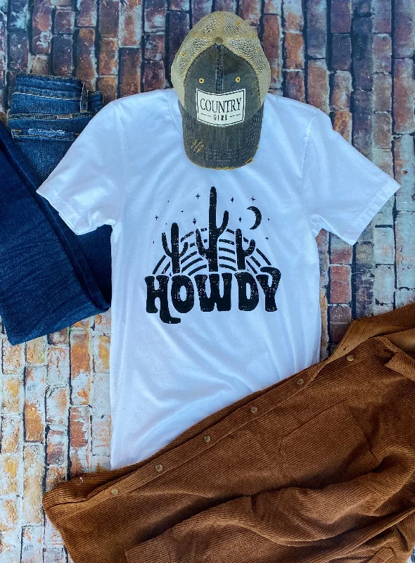 Howdy White Graphic T-Shirt (Size Small)-- Notch Collar Peter Pan Collar Cowl Neck