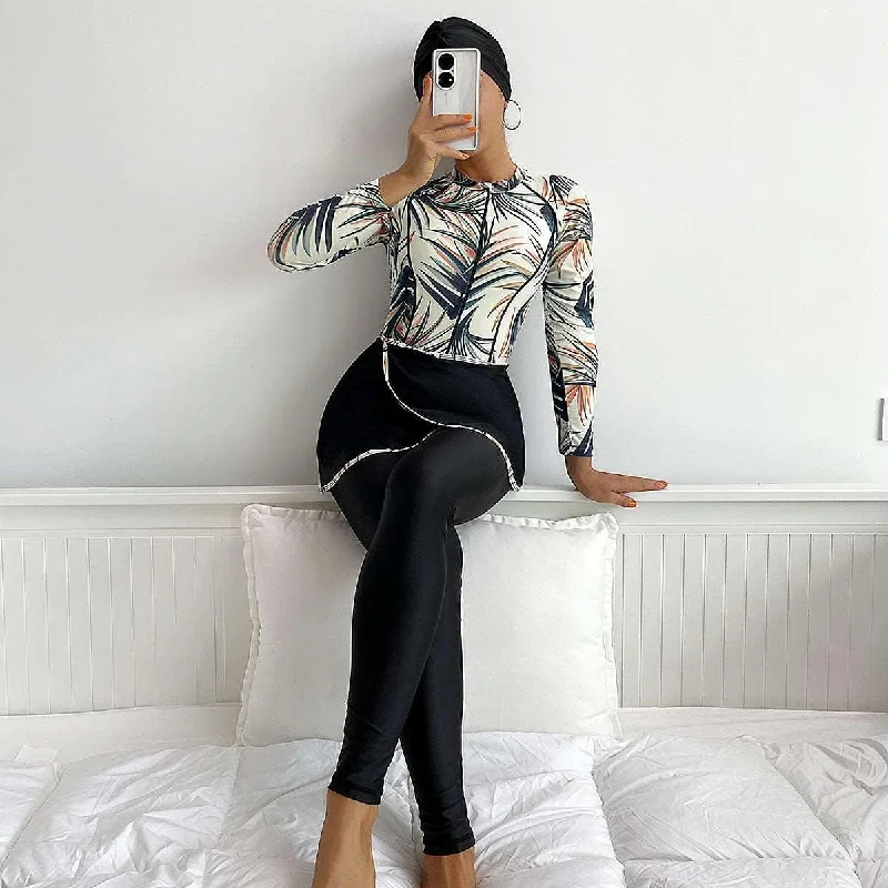 Women Stuning Long sleeve swimsuit Sporty Racerback Swimsuit