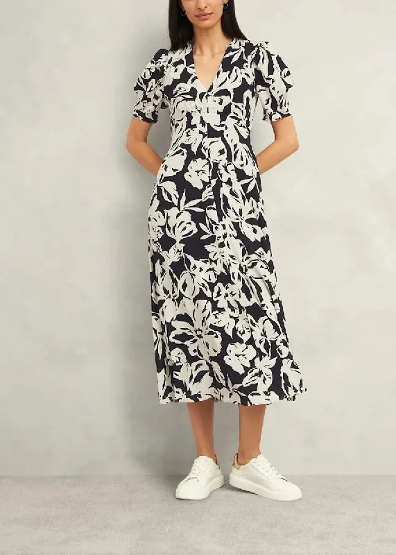 Chiltern Dress 0224/5488/9021l00 Black-Cream Tunics Fashionable chic