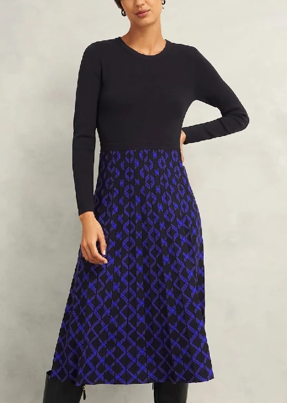Petite Larna Dress 0224/9630/1185l04 Black-Blue Crew Neckline Casual
