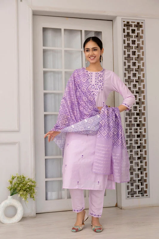Women's Viscose Yoke Design Solid Straight Kurta Pant With Dupatta (Rx89 Gvnd Lvndrhwrk_Lavender_S) - Malishka Export Stretch Fit Pants