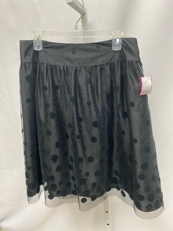 Size 10 adrianna papell Black on black Skirt leather skirt modern