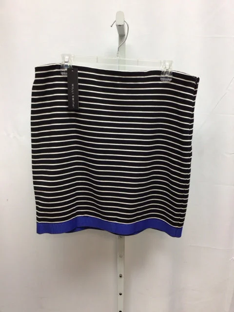 Size 12 Willi Smith Black stripe Skirt denim skirt stylish